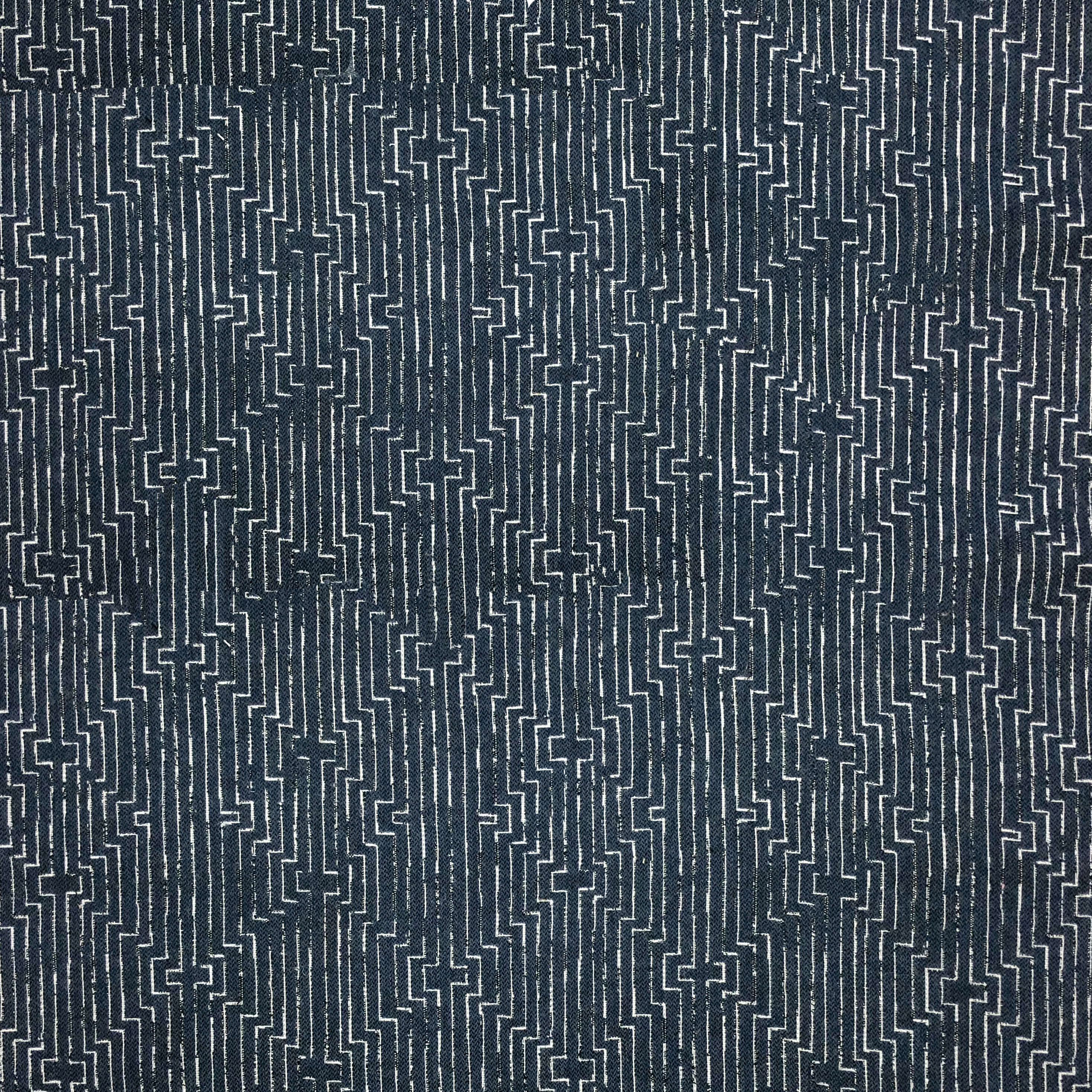 Round Pet Bed in Midnight Malamute